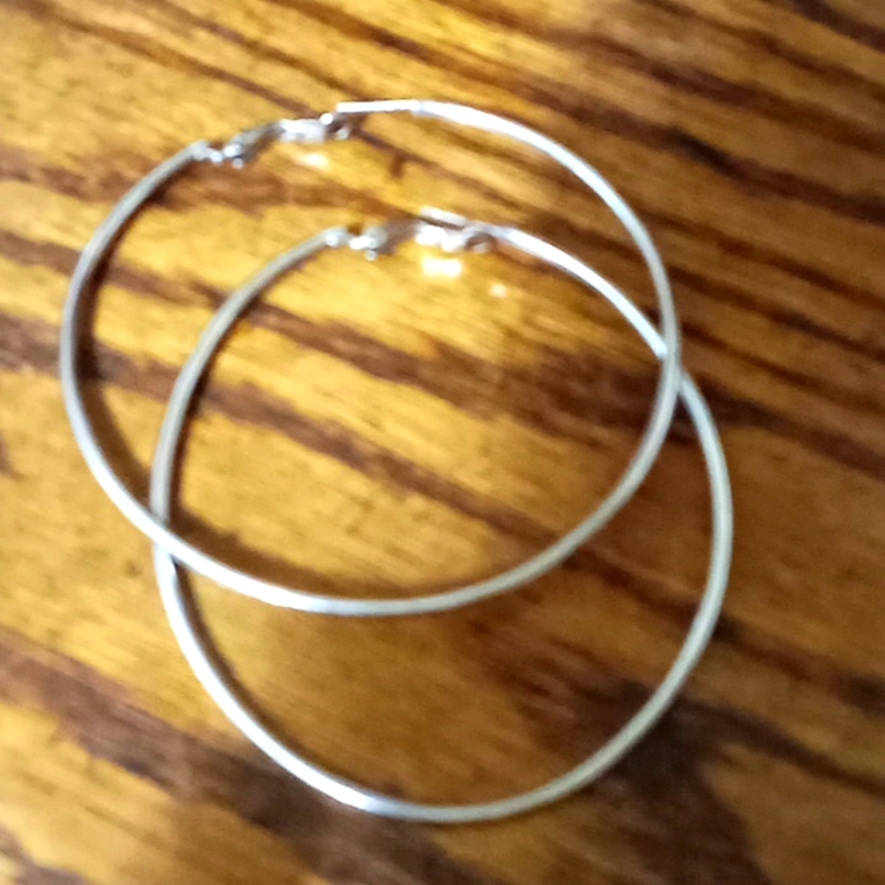 Hoop sterling silver earrings